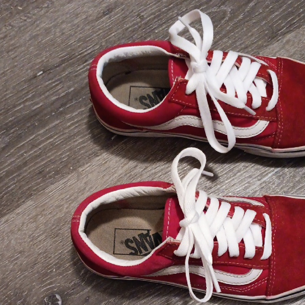Vans Red and White Women's Sneakers - Picture 2 of 9